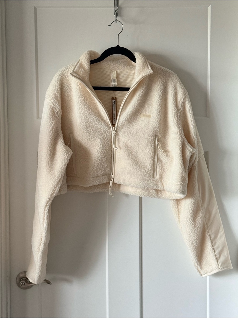 SKIMS Teddy Funnel Cropped Jacket Color Ecru Size Large NWT